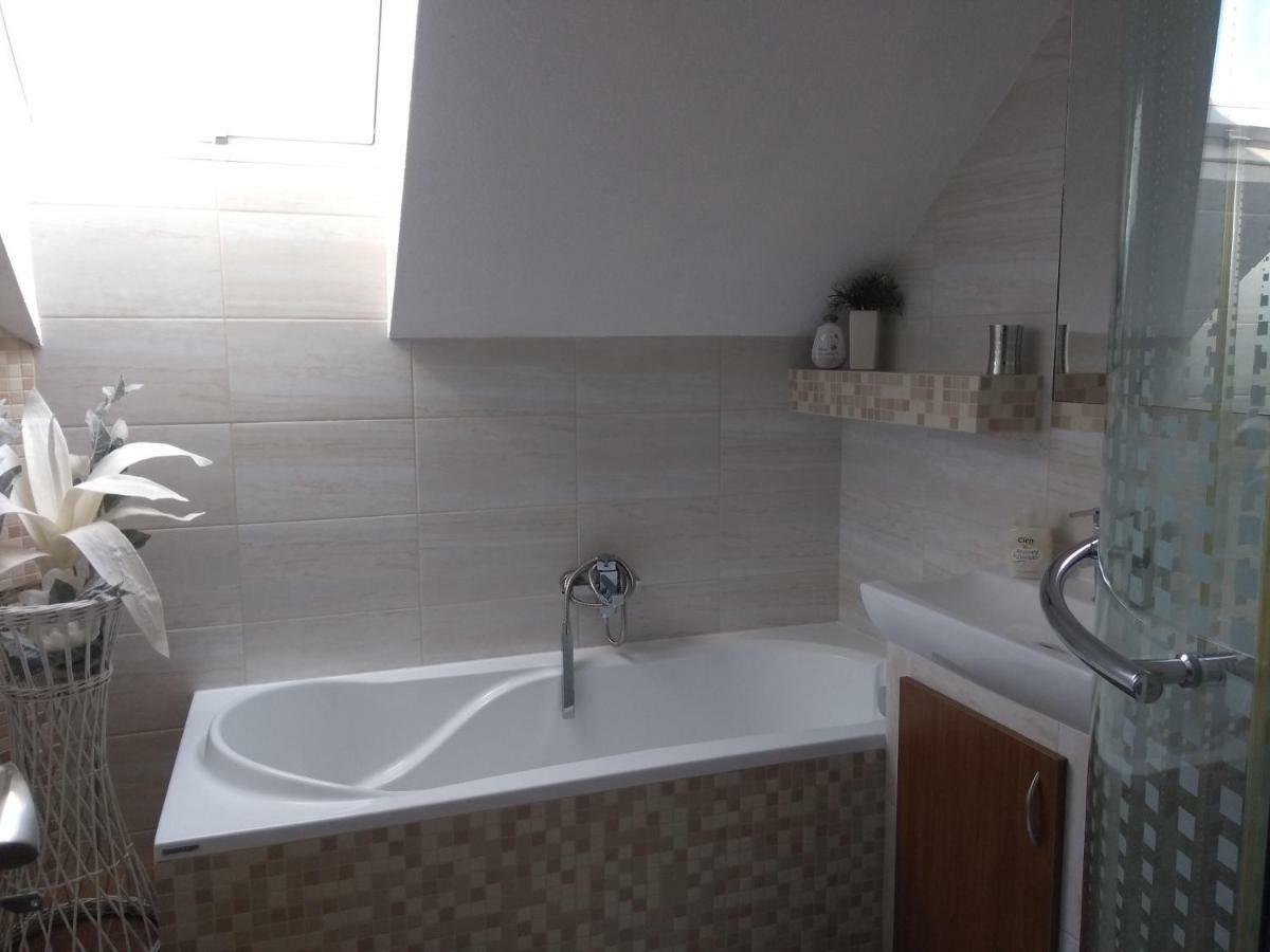Apartman Lusy Vel'ka Lomnica Exterior foto